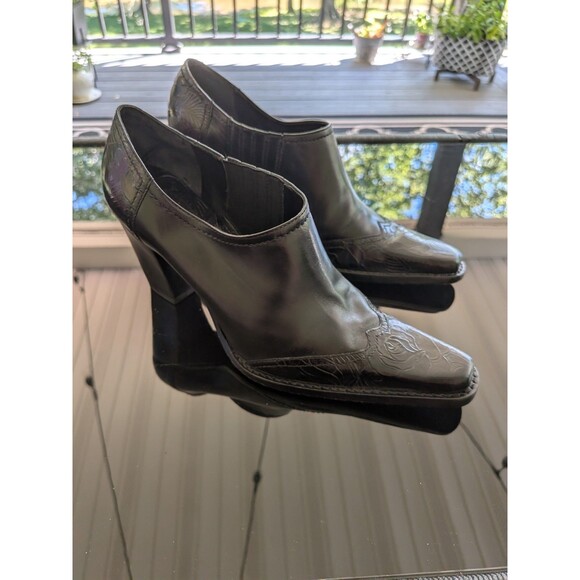 Antonio Melani Shoes Boot Womens 7.5 Black Leather Ankle Heel Western Rose Stamp - Picture 8 of 14